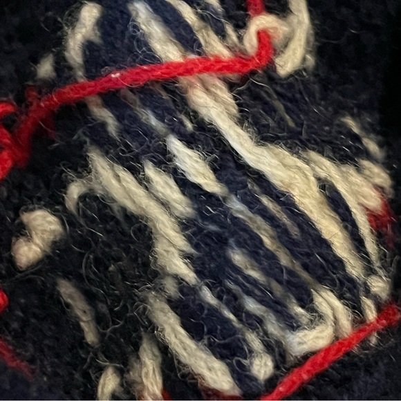 Vintage Eddie Bauer HandKnit 100% Wool Reindeer Snowflake Cardigan Navy L - Picture 6 of 7